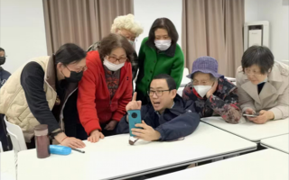 剪辑短视频的杂志 北京老年科技大学第84期教学活动成功举办——“手机短视频拍摄&amp;剪辑小技巧”