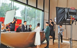 天下短视频制作公司 首次组团交流！全球影视从业者“竖店”探索短剧合作